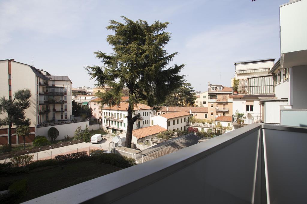 Santa Sofia Apartments Padova Camera foto